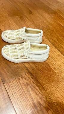 Bucketfeet Pineappleade Toddler Slip-On Sneakers Cream/Gold